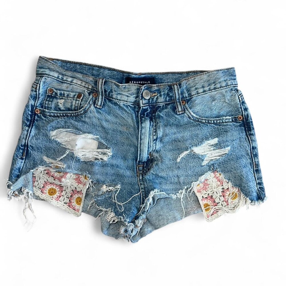 Aeropostale Vintage High Rise Shorty Denim Floral Pocket Jean Shorts